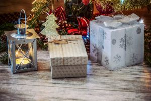 Weihnachtsgeschenke_2_pexels-photo