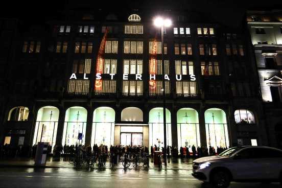 HAMBURG, GERMANY - DECEMBER 01:  A general view of the GALA Christmas Shopping Night 2016 at Alsterhaus on December 1, 2016 in Hamburg, Germany.  (Photo by Axel Kirchhof/Getty Images for GALA)