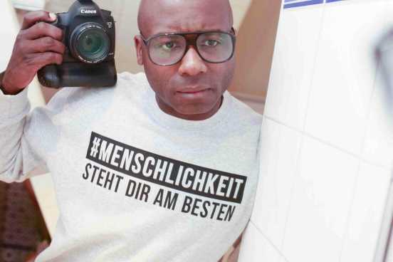 BennoFuermannMenschlichkeit02DaveDavis