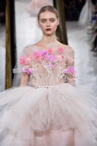 Kaviar Gauche : Bridale Couture Collection 2018 - "La Vie En Rose" - Paris  Fashion Week Womenswear Spring/Summer 2018
